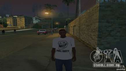 t-shirt é uma cara de Troll para GTA San Andreas
