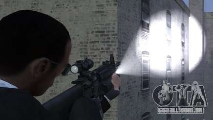 Flashlight 4 Weapons v1.0 para GTA 4