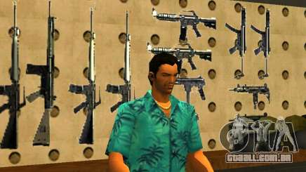 Tommy Vercetti no AMMU-NATION para GTA San Andreas