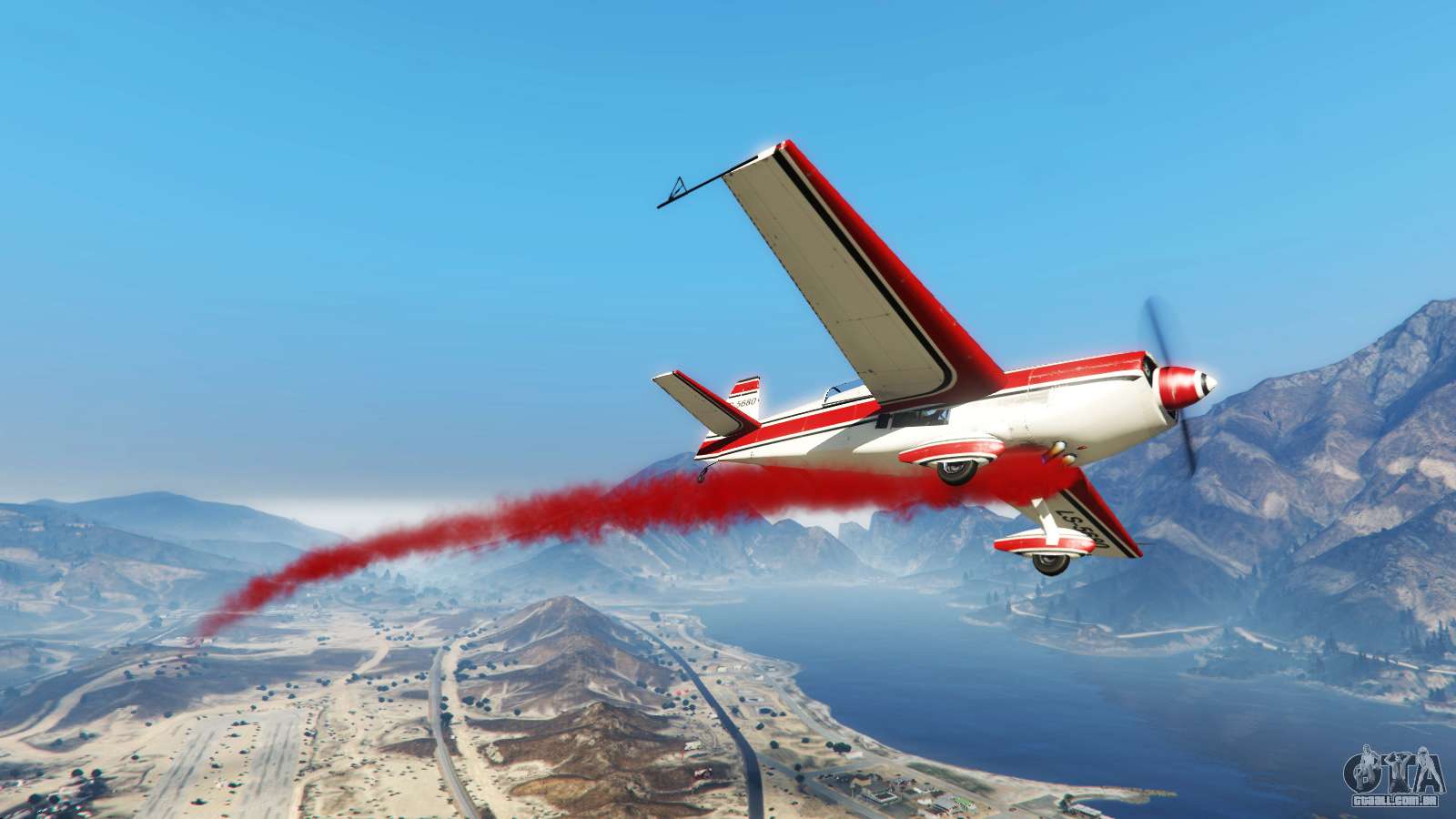 Avião aparece em local bizarro em GTA 5