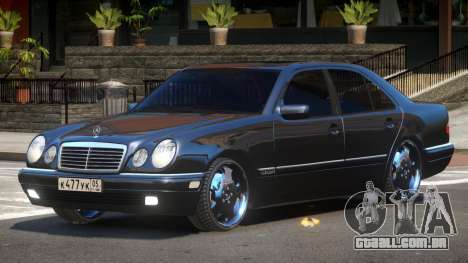 Mercedes Benz E55 V1.0 para GTA 4