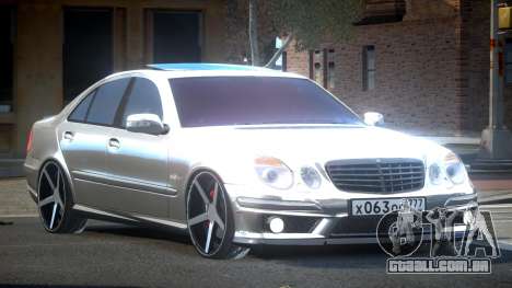 Mercedes-Benz E63 PSI para GTA 4