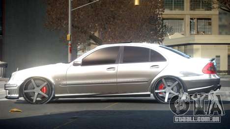 Mercedes-Benz E63 PSI para GTA 4