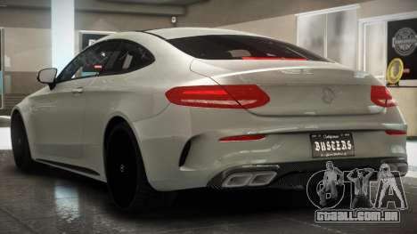 Mercedes-Benz AMG C63 V8 para GTA 4