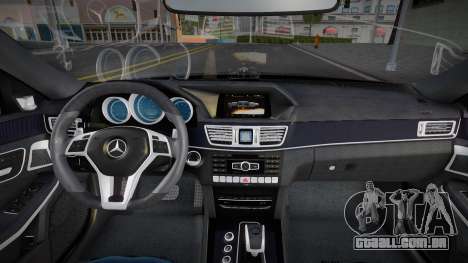 Mercedes-Benz W212 (Vanilla) para GTA San Andreas