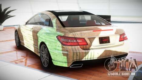 Mercedes-Benz E500 RT-Z S6 para GTA 4