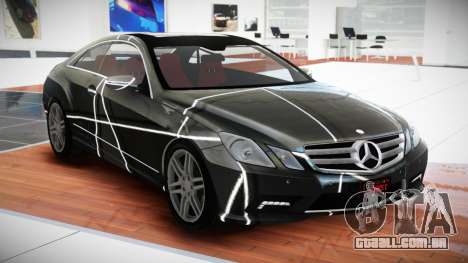 Mercedes-Benz E500 RT-Z S2 para GTA 4